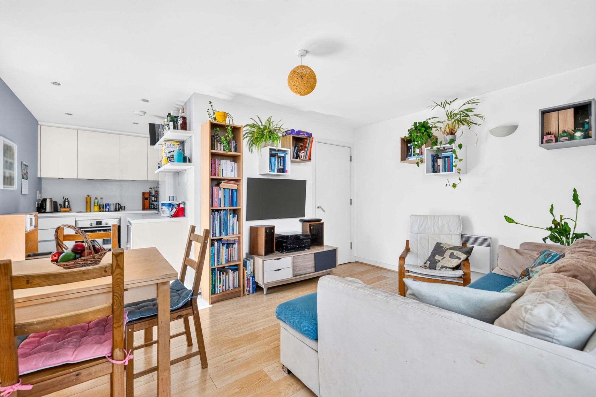 Images for Chadwell Lane, London, N8 EAID:1132008958 BID:8c4454de-783b-4cd1-a3cf-c2e1efcf5c25
