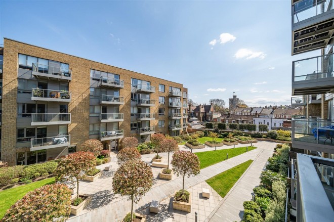 Images for Basset Court, Smithfield Square, Hornsey, N8 EAID:1132008958 BID:8c4454de-783b-4cd1-a3cf-c2e1efcf5c25
