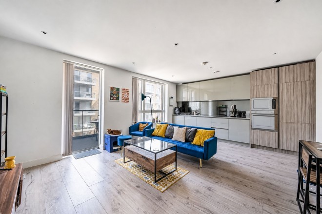 Images for Basset Court, Smithfield Square, Hornsey, N8 EAID:1132008958 BID:8c4454de-783b-4cd1-a3cf-c2e1efcf5c25