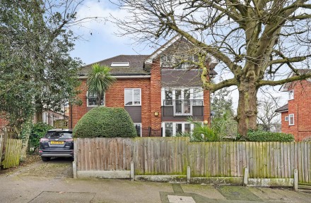 Hillfield Avenue, Crouch End N8