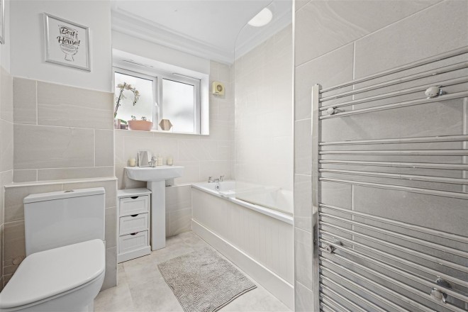 Images for Pymmes Green Road, New Southgate, N11 EAID:philipalexanderapi BID:1