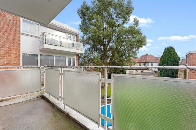 Images for Pymmes Green Road, New Southgate, N11 EAID:philipalexanderapi BID:1