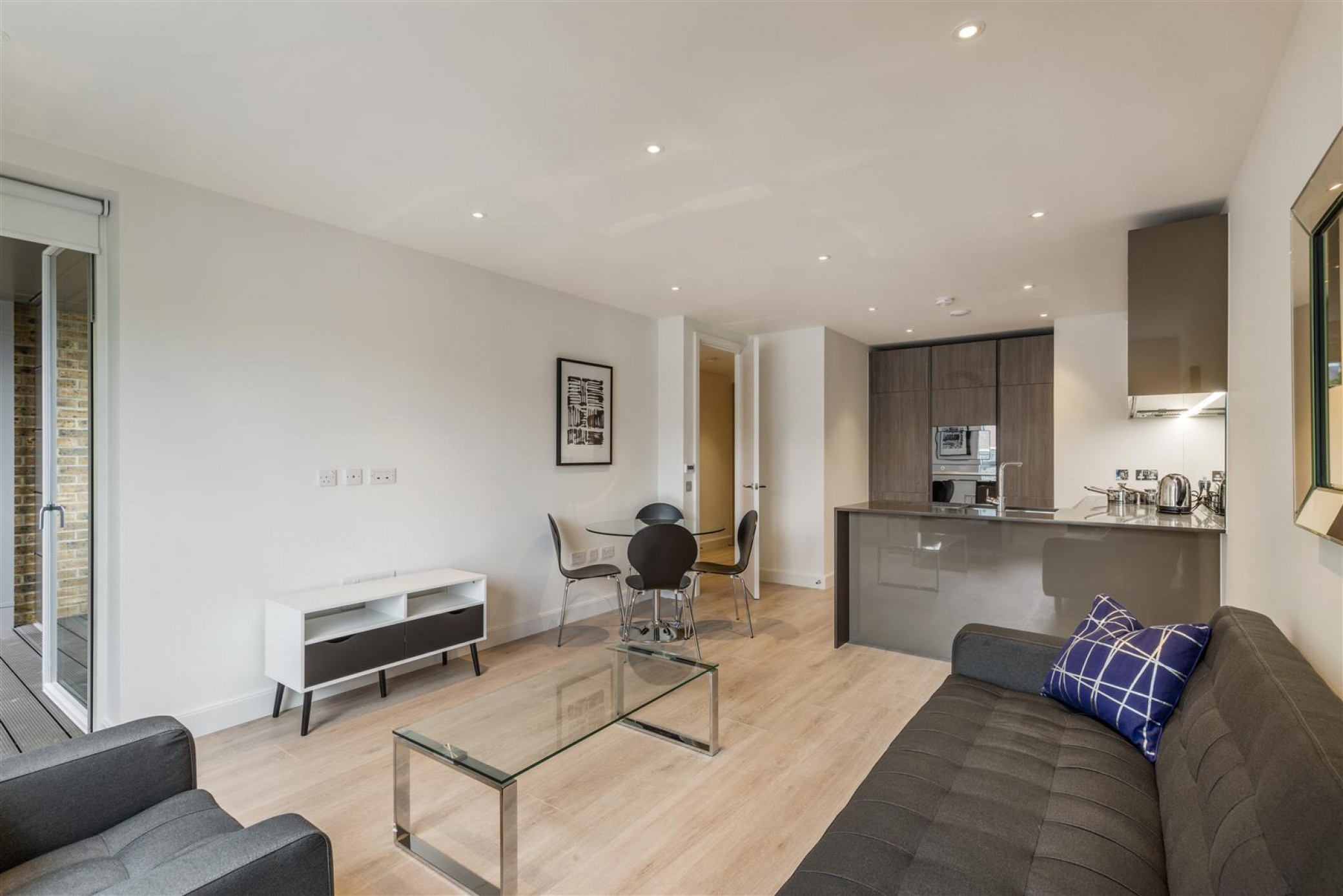 Images for Hamlet Court, Smithfield Square, Hornsey, N8 EAID:philipalexanderapi BID:1