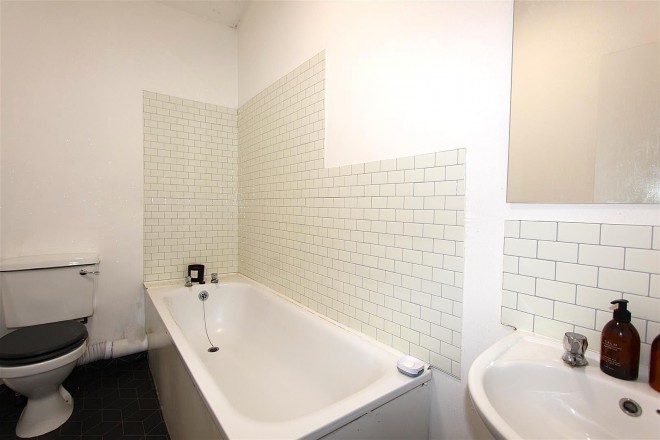 Images for High Street, Hornsey, N8 EAID:philipalexanderapi BID:1