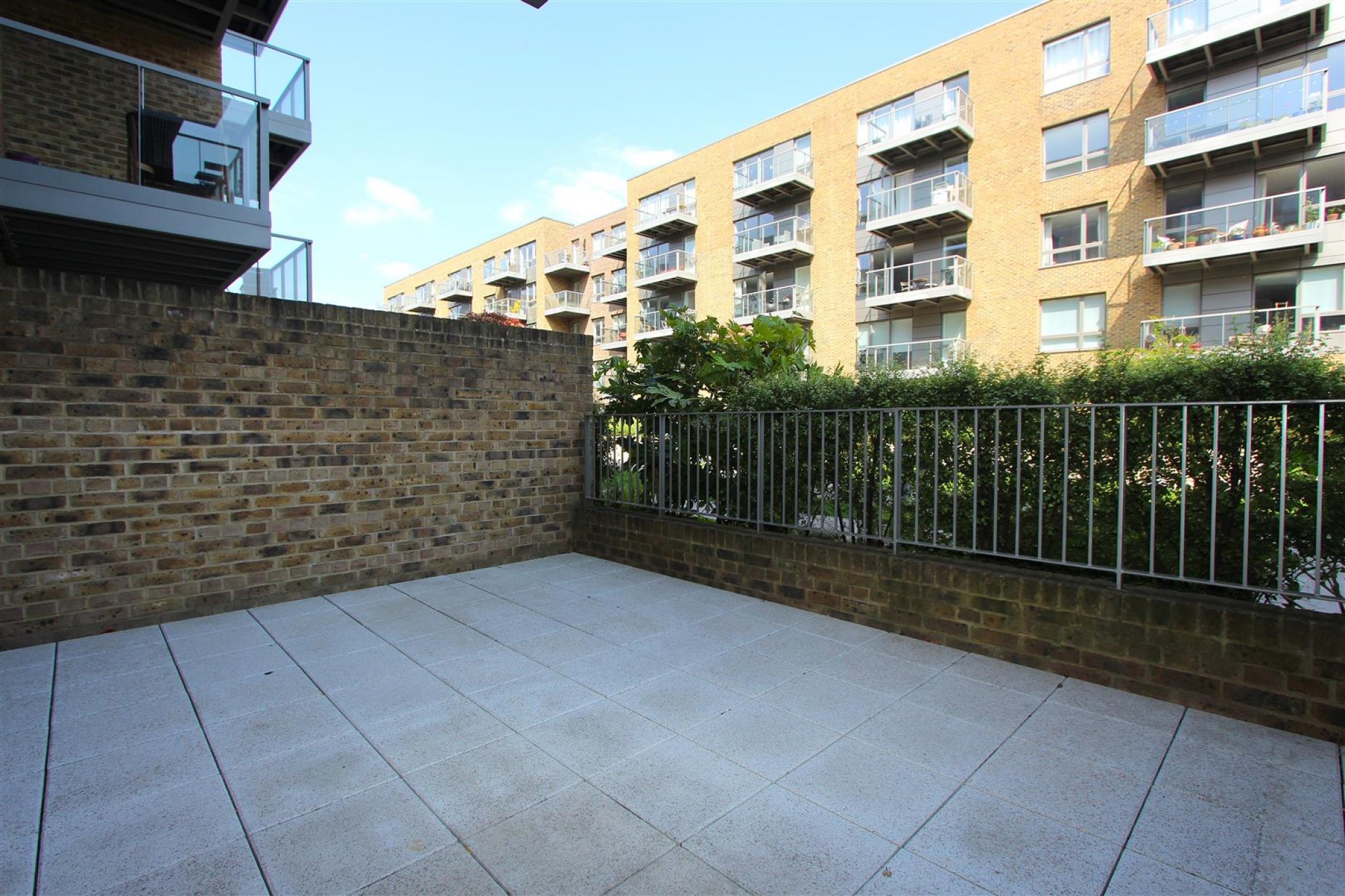 Images for Purser Court, Smithfield Square, Hornsey, N8 EAID:philipalexanderapi BID:1
