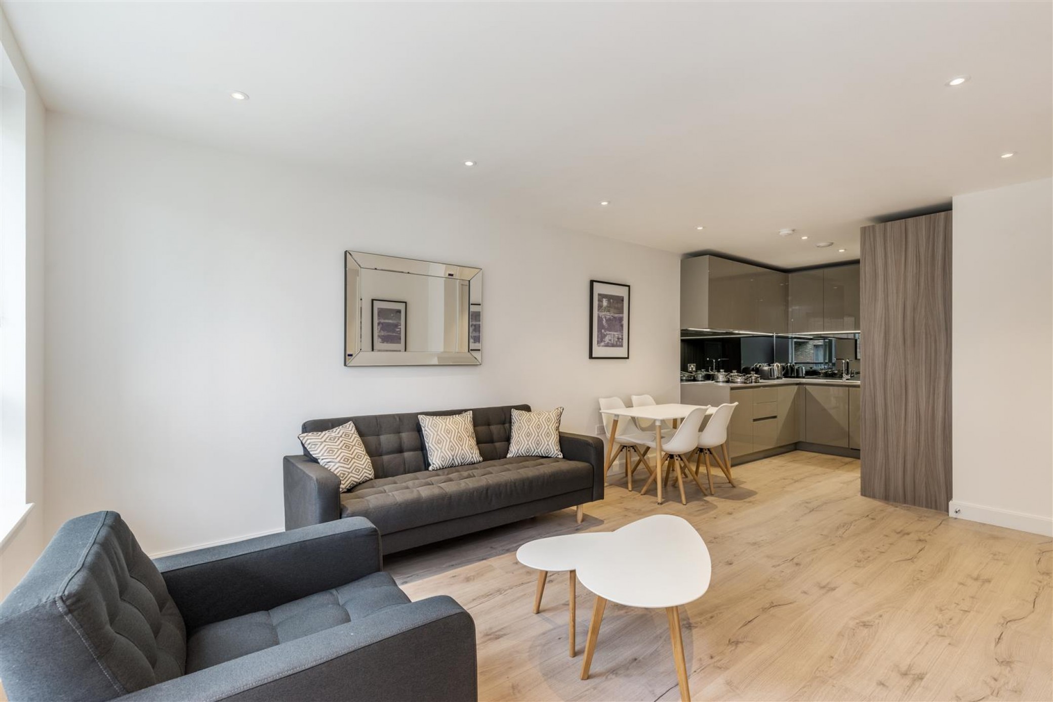 Images for Hamlet Court, Smithfield Square, Hornsey, N8 EAID:philipalexanderapi BID:1