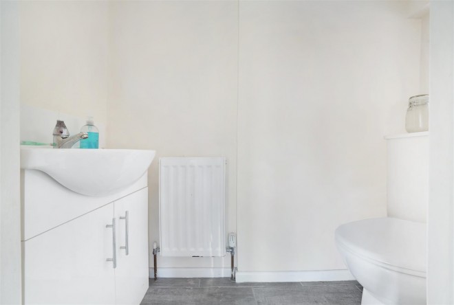 Images for Wroxham Gardens, Potters Bar, EN6 EAID:philipalexanderapi BID:1