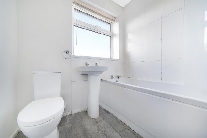Images for Wroxham Gardens, Potters Bar, EN6 EAID:philipalexanderapi BID:1