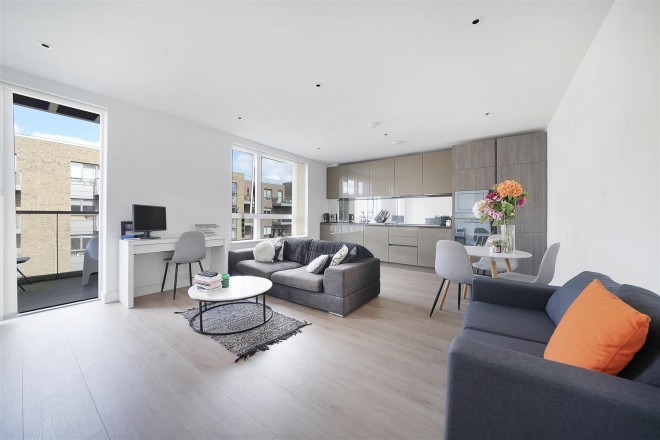 Images for Compass Court, Smithfield Square, Hornsey, N8 EAID:philipalexanderapi BID:1