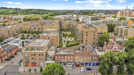 Basset Court, Smithfield Square, Hornsey, N8