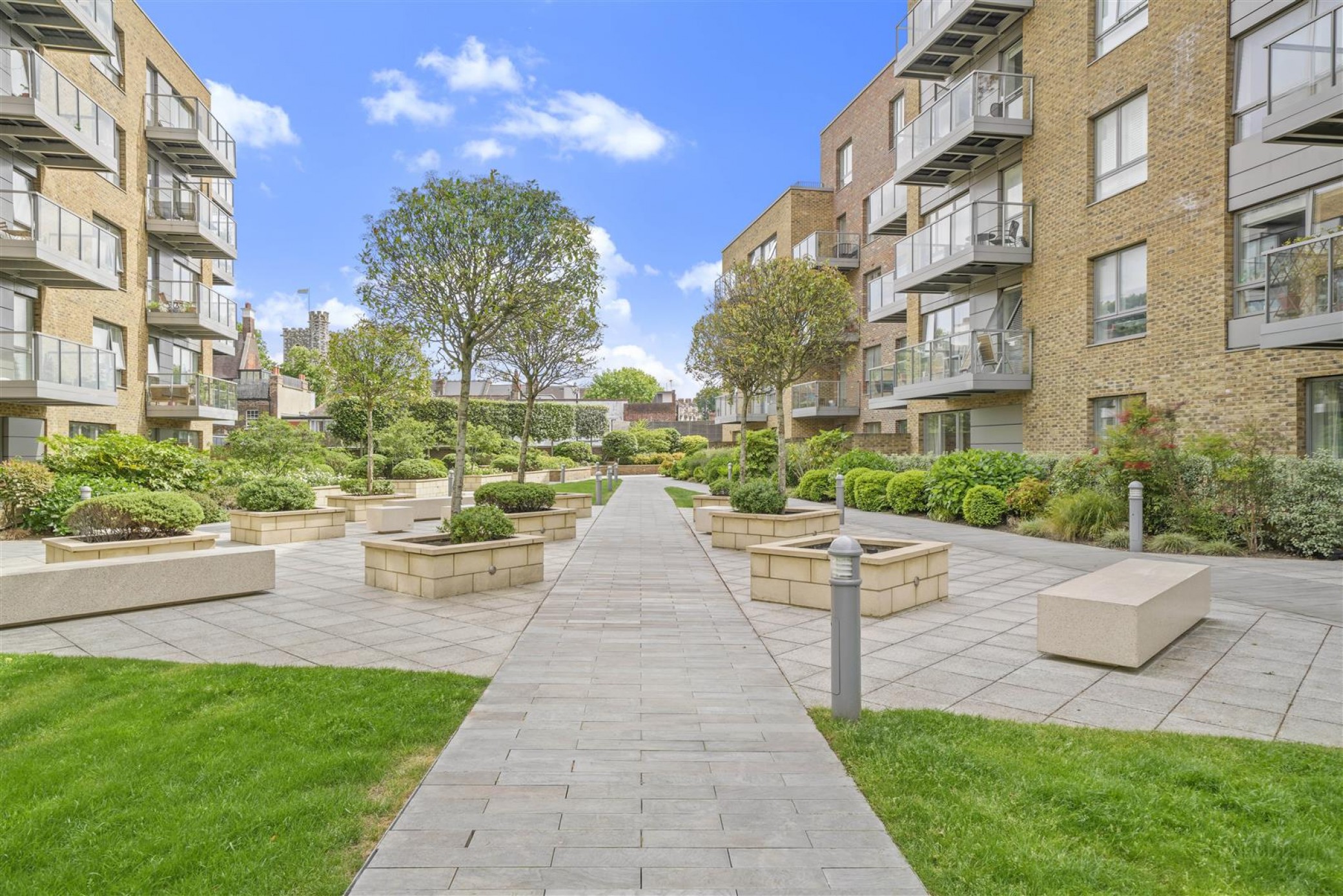 Images for Basset Court, Smithfield Square, Hornsey, N8 EAID:philipalexanderapi BID:1