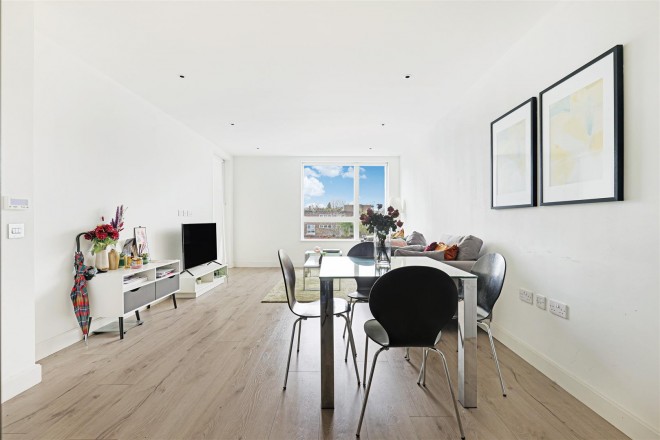 Images for Basset Court, Smithfield Square, Hornsey, N8 EAID:philipalexanderapi BID:1