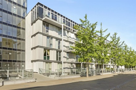 Hudson Apartments, New River Village, Hornsey, N8