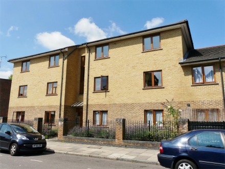 Hedgeland Court, Courtauld Road, Upper Holloway, N19