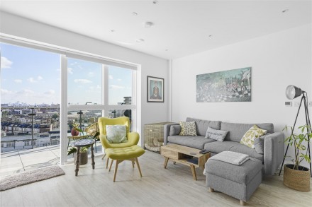 Walrond Houose, Matthias Road, N16