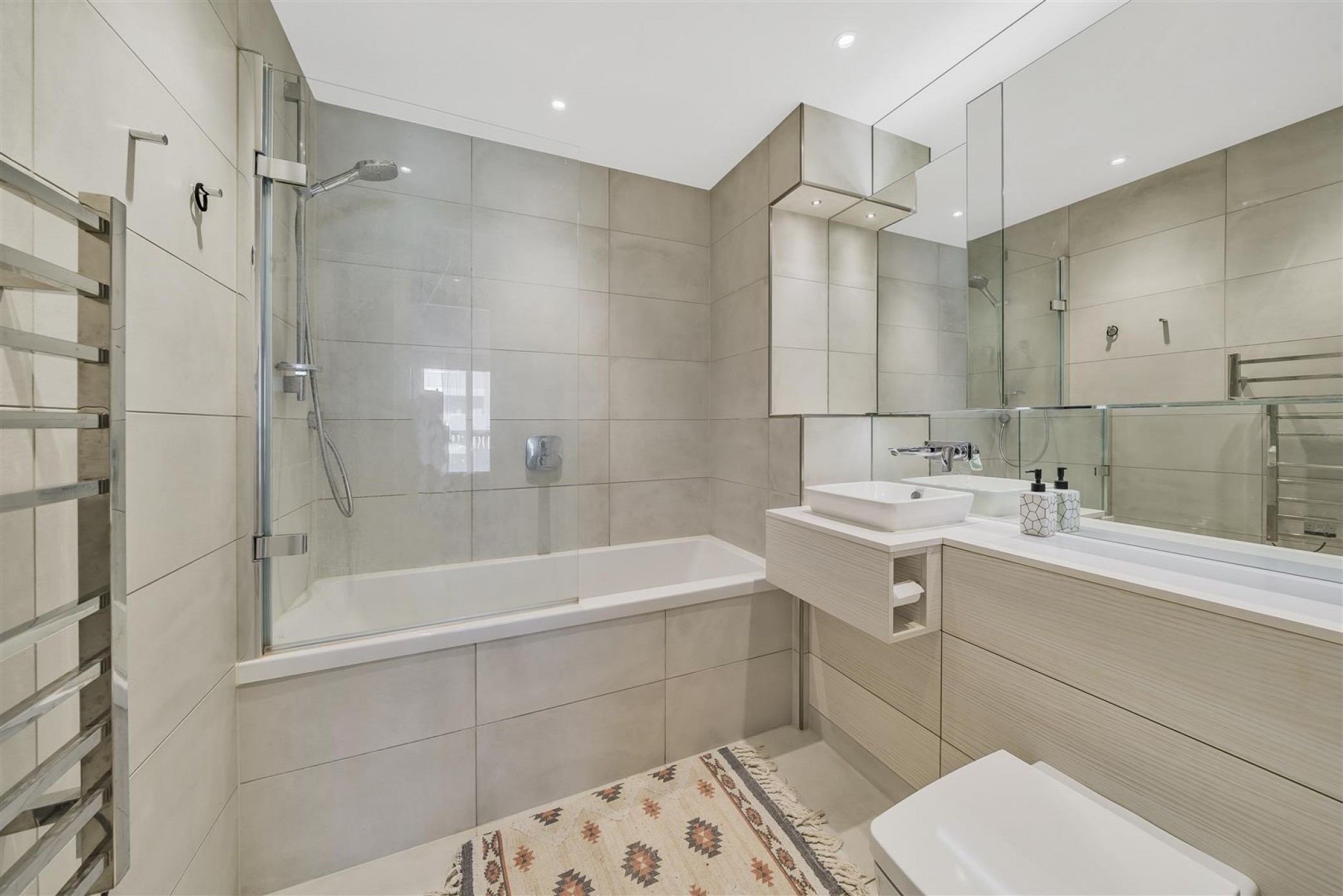 Images for Lang Court, Smithfield Square, Hornsey, N8 EAID:philipalexanderapi BID:1