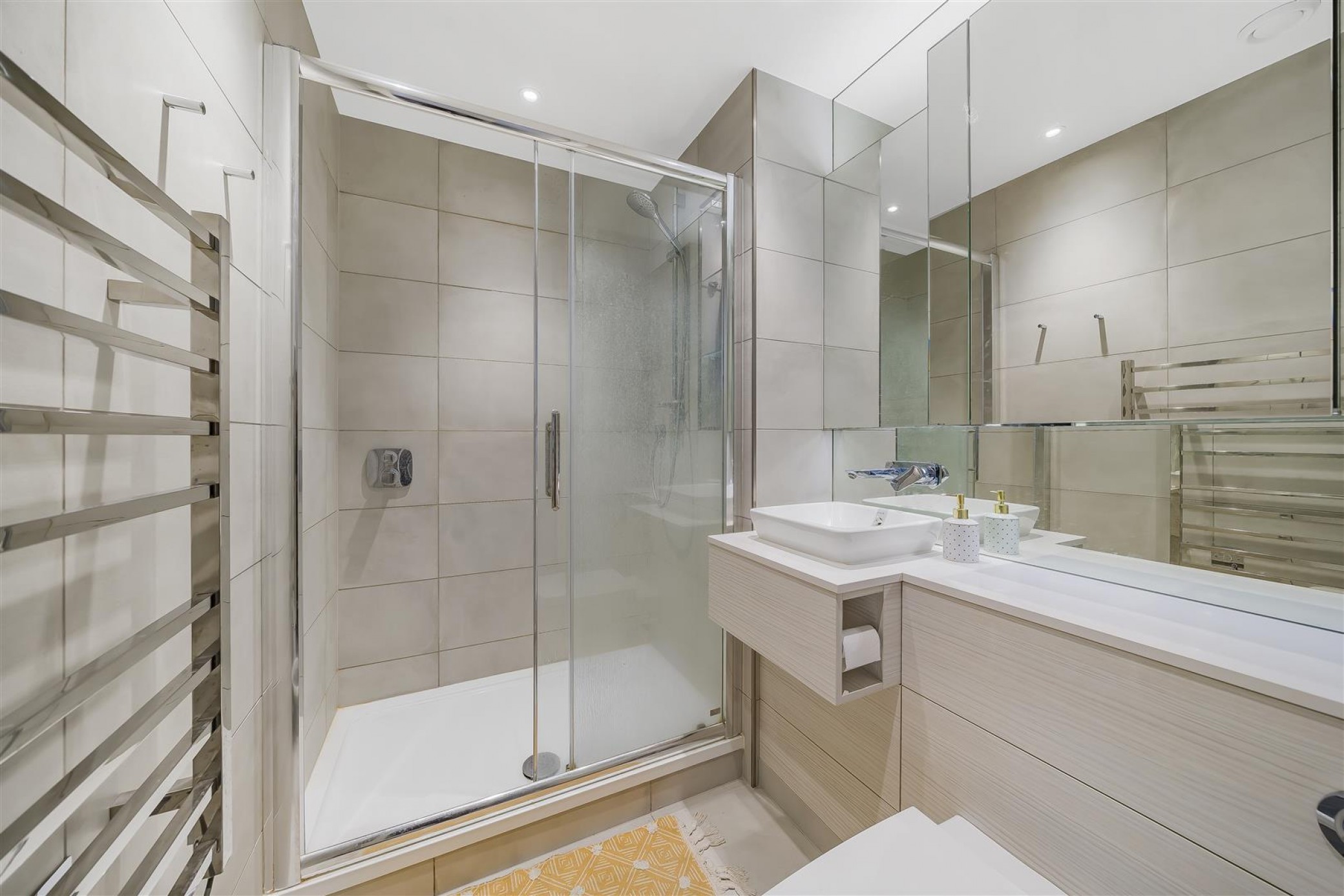 Images for Lang Court, Smithfield Square, Hornsey, N8 EAID:philipalexanderapi BID:1