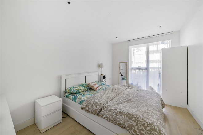 Images for Lang Court, Smithfield Square, Hornsey, N8 EAID:philipalexanderapi BID:1