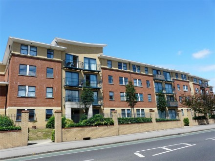 Tottenham Lane, Crouch End, N8