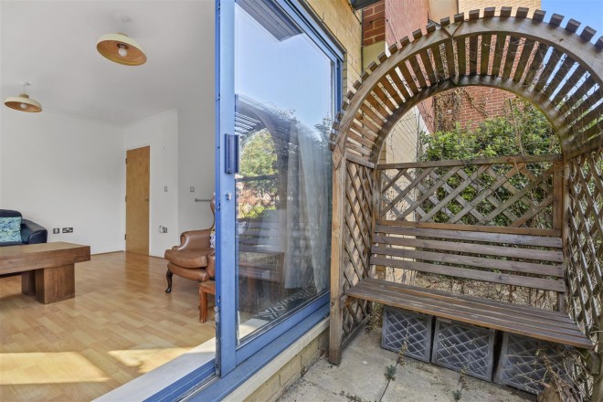 Images for Tottenham Lane, Crouch End, N8 EAID:philipalexanderapi BID:1