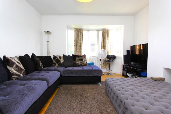 Images for St Marks Close, Barnet, EN5 EAID:philipalexanderapi BID:1