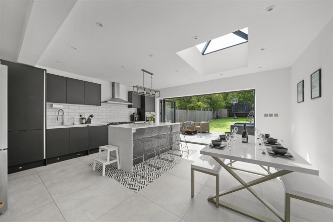 Images for Oakwood Avenue, Southgate, N14 EAID:philipalexanderapi BID:1