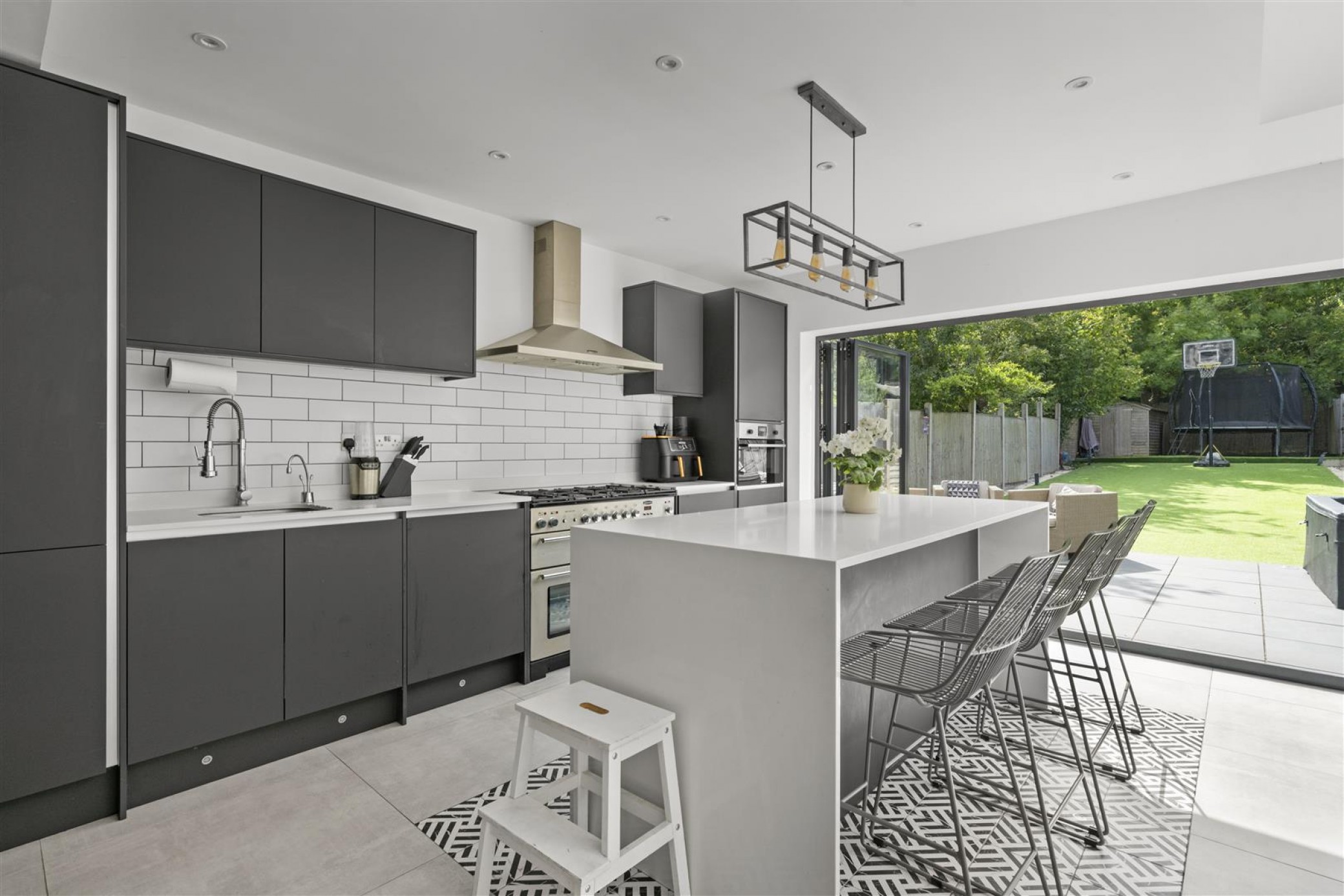Images for Oakwood Avenue, Southgate, N14 EAID:philipalexanderapi BID:1