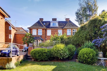 Medici Court, Hillfield Avenue, Crouch End N8