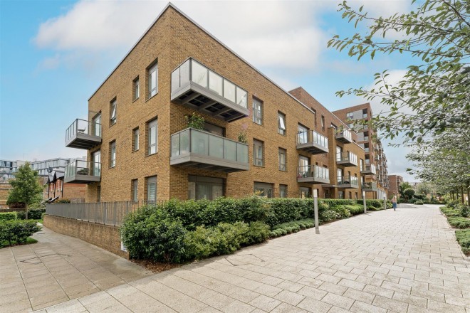 Images for Bath House Court, Smithfield Square, Hornsey, N8 EAID:philipalexanderapi BID:1