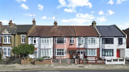 Boundary Road, Wood Green, N22