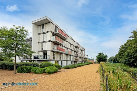 Kinnear Apartments, New River Village, Hornsey, N8