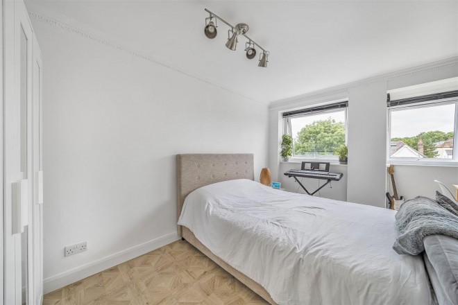 Images for Maidstone Road, Bounds Green, N11 EAID:philipalexanderapi BID:1