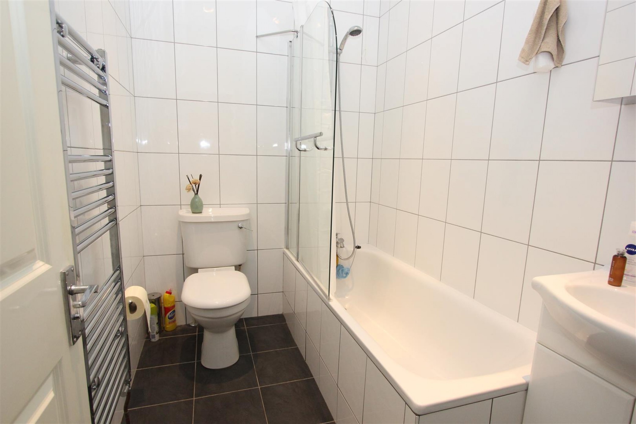 Images for Green Lanes, Palmers Green, N13 EAID:philipalexanderapi BID:1