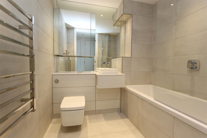 Images for Lang Court, Smithfield Square, Hornsey, N8 EAID:philipalexanderapi BID:1