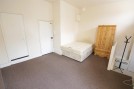 Hornsey Road, Archway, N19 3QL