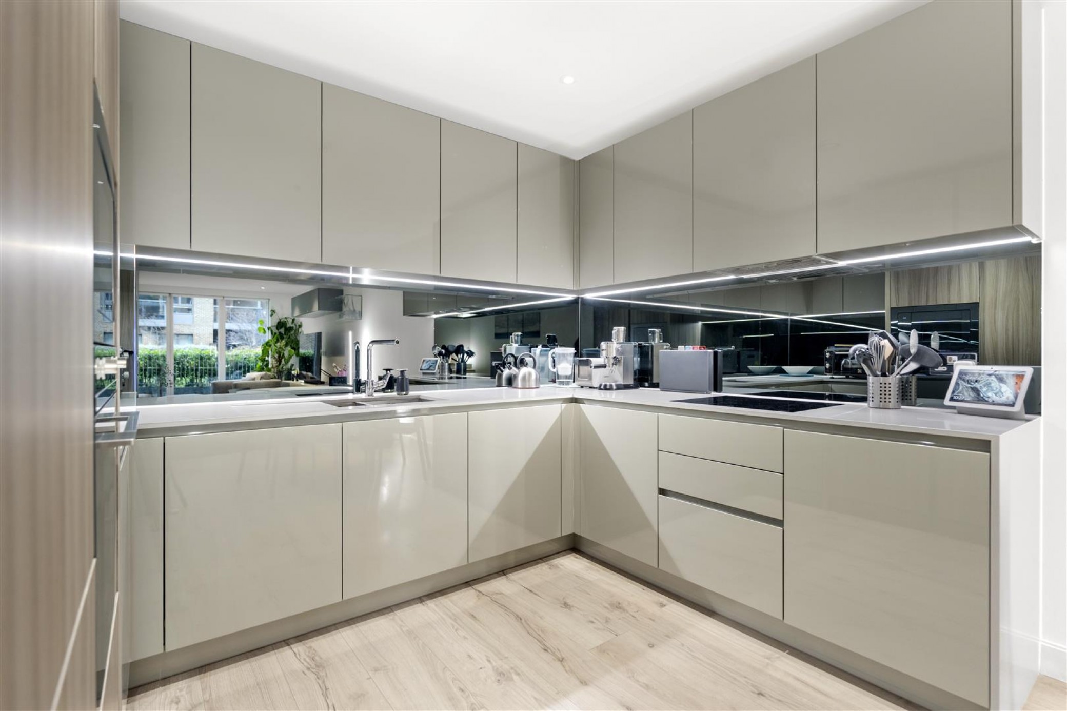 Images for Compass Court, Smithfield Square, Hornsey, N8 EAID:philipalexanderapi BID:1