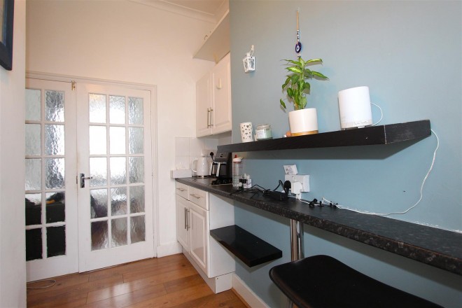 Images for Queens Road, Bounds Green, N11 EAID:philipalexanderapi BID:1