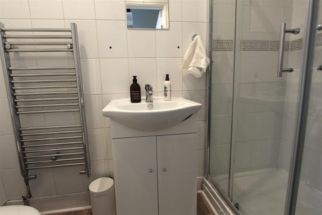 Images for Queens Road, Bounds Green, N11 EAID:philipalexanderapi BID:1