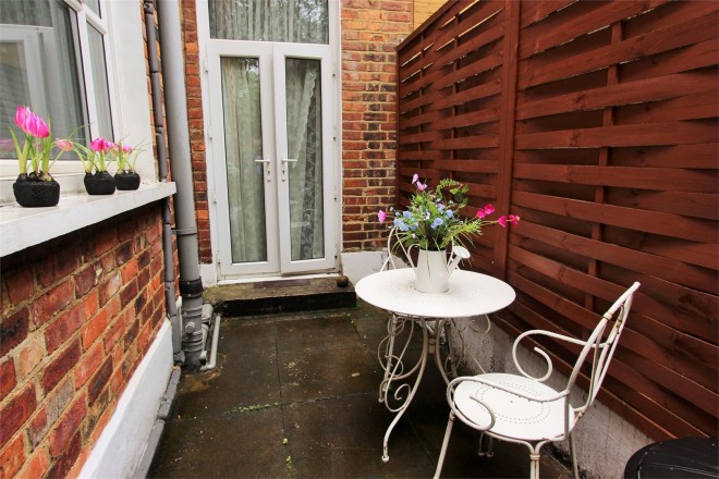 Images for Queens Road, Bounds Green, N11 EAID:philipalexanderapi BID:1