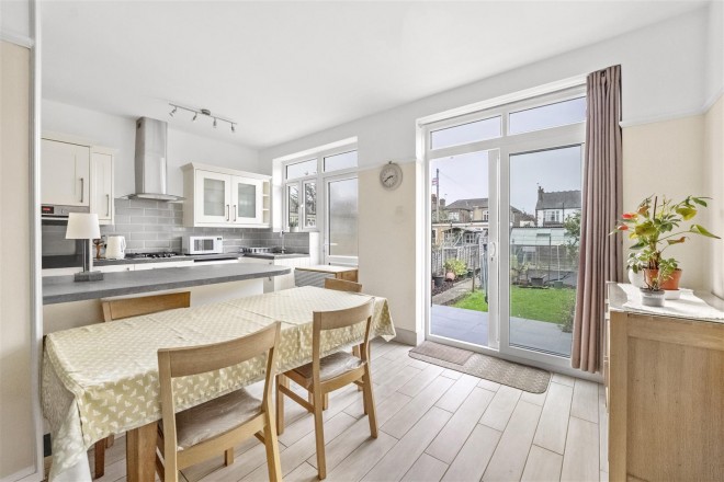 Images for New Road, Wood Green, N22 EAID:philipalexanderapi BID:1