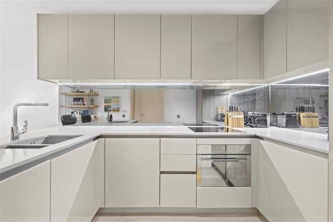 Images for Purser Court, Smithfield Square, Hornsey, N8 EAID:philipalexanderapi BID:1