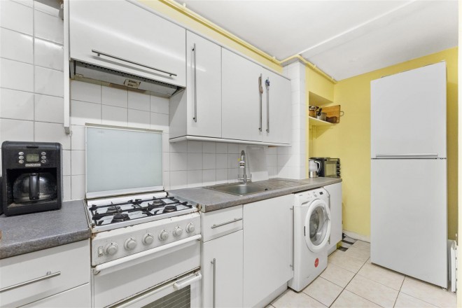 Images for Stuart Crescent, Wood Green EAID:philipalexanderapi BID:1