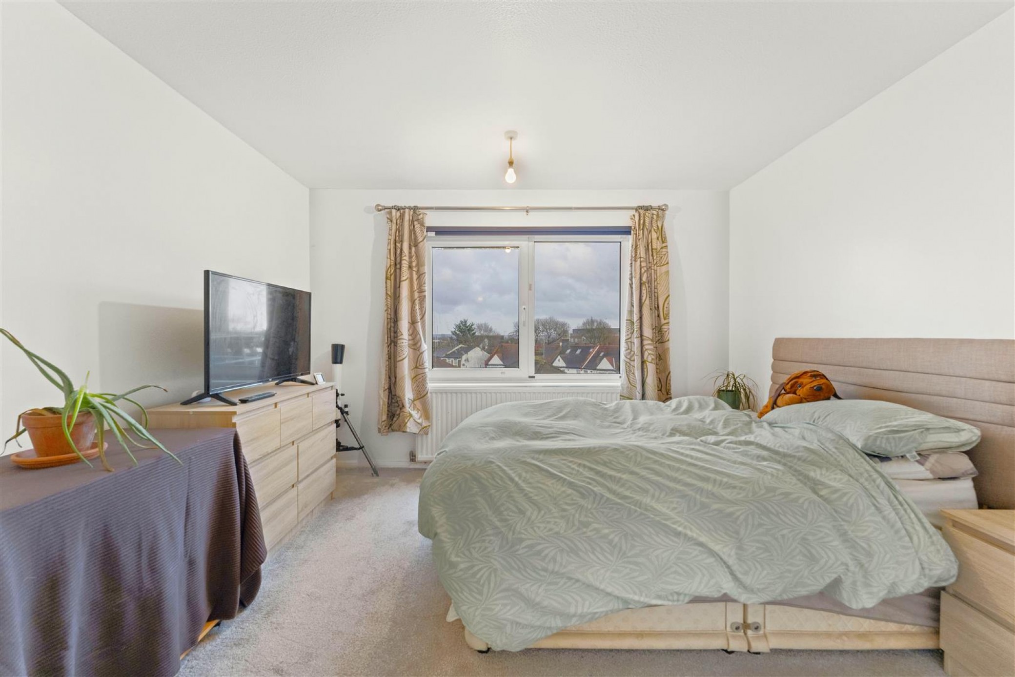 Images for Stuart Crescent, Wood Green EAID:philipalexanderapi BID:1