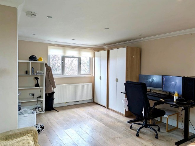 Images for Lordship Lane, Tottenham, N17 EAID:philipalexanderapi BID:1