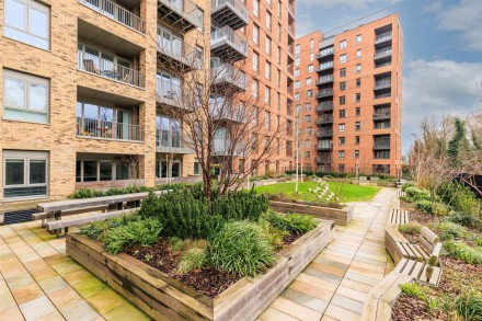 Alington House, Alexandra Gate, N8