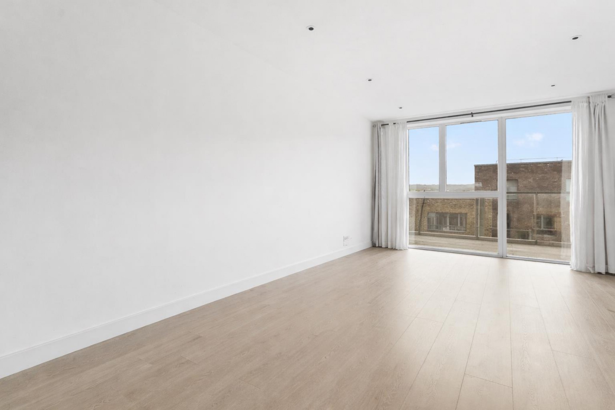 Images for Hamlet Court, Smithfield Square, Hornsey, N8 EAID:philipalexanderapi BID:1