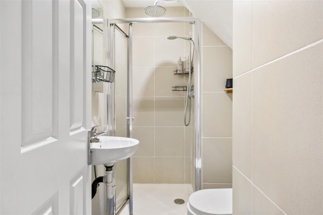 Images for Church Hill Road, East Barnet, EN4 EAID:philipalexanderapi BID:1