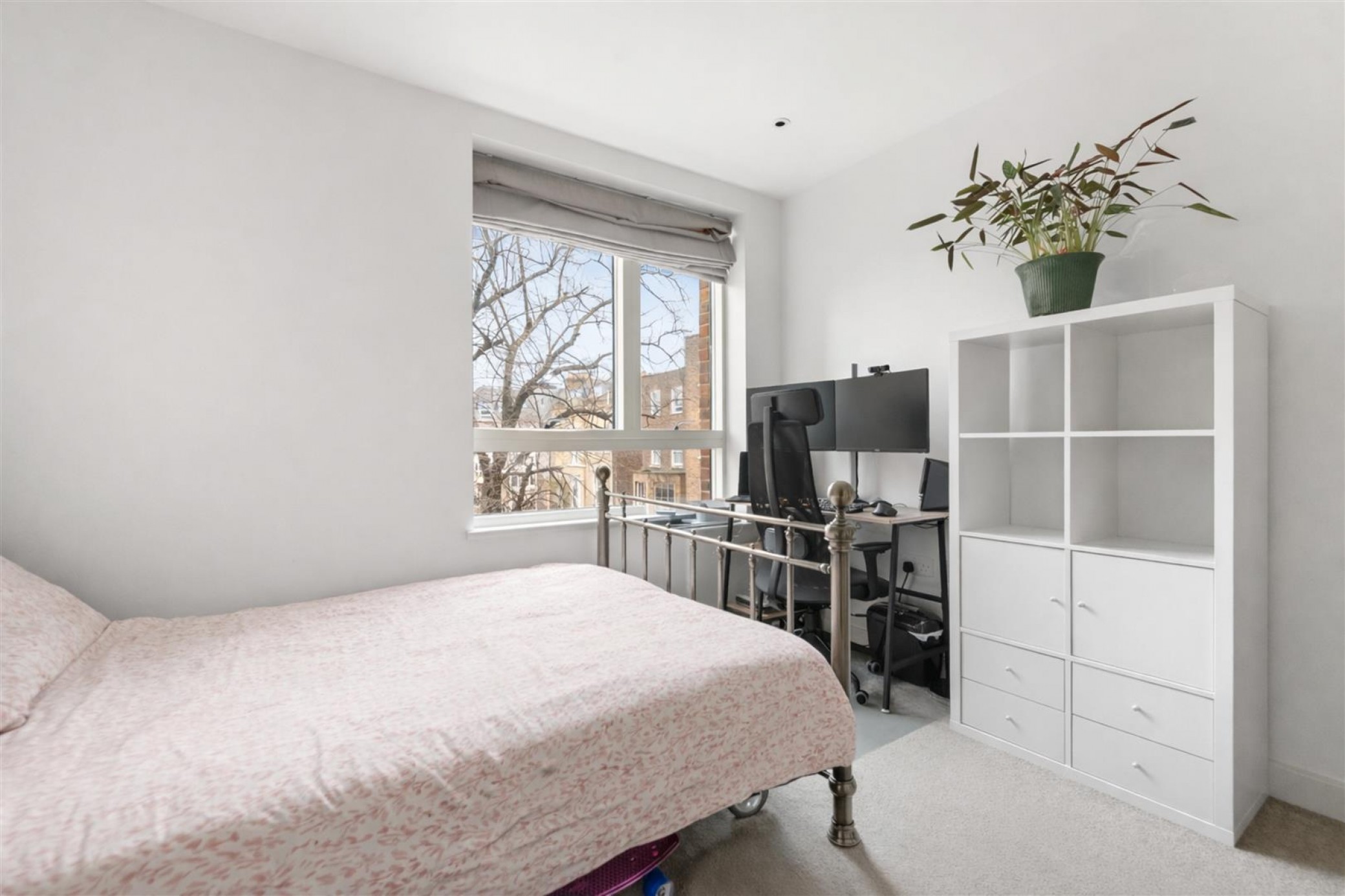 Images for Hamlet Court, Smithfield Square, Honsey, N8 EAID:philipalexanderapi BID:1