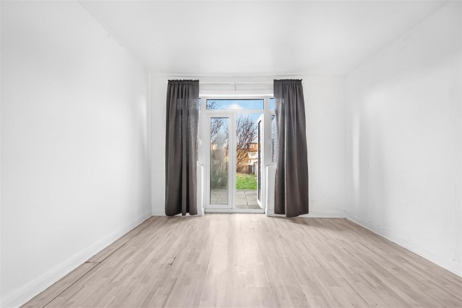 Images for Connaught Gardens, Palmers Green, N13 EAID:philipalexanderapi BID:1