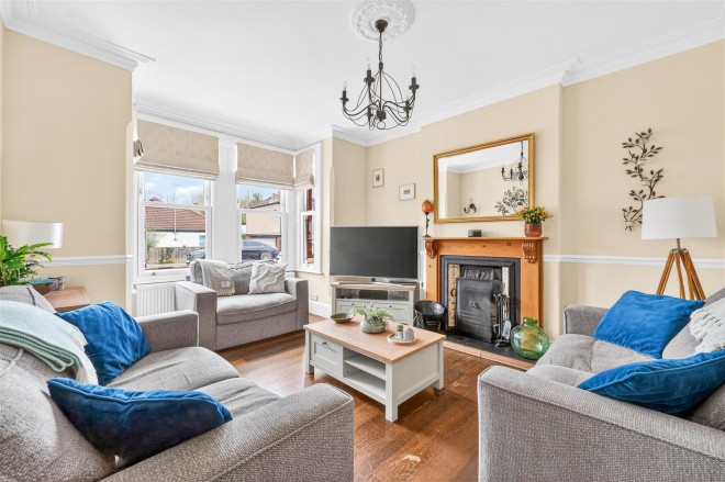 Images for Crescent Road, Barnet, EN4 EAID:philipalexanderapi BID:1